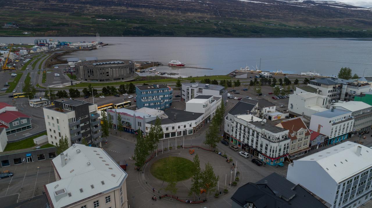 Town Square Guesthouse Akureyri Buitenkant foto